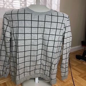 Black & Gray Grid Sweatshirt